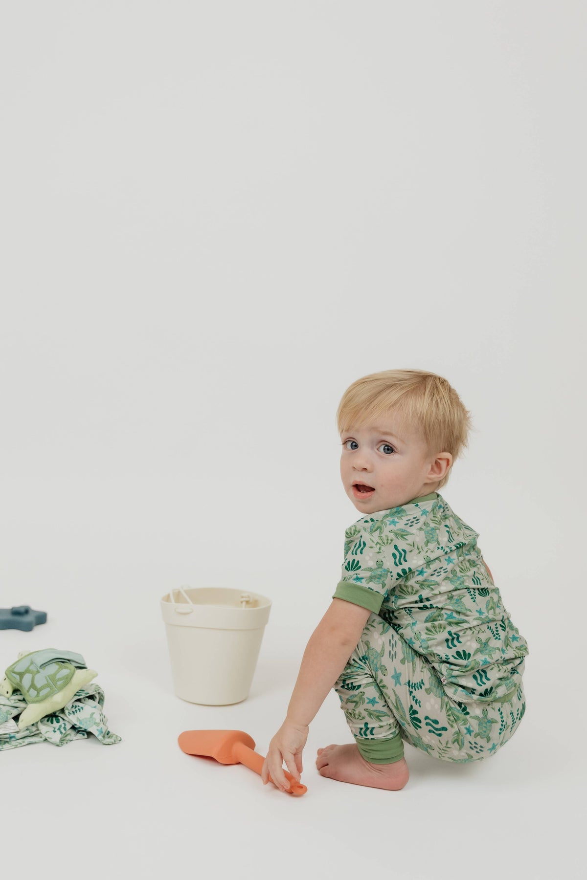 Save the Sea Turtles Short Sleeve Pajama Set